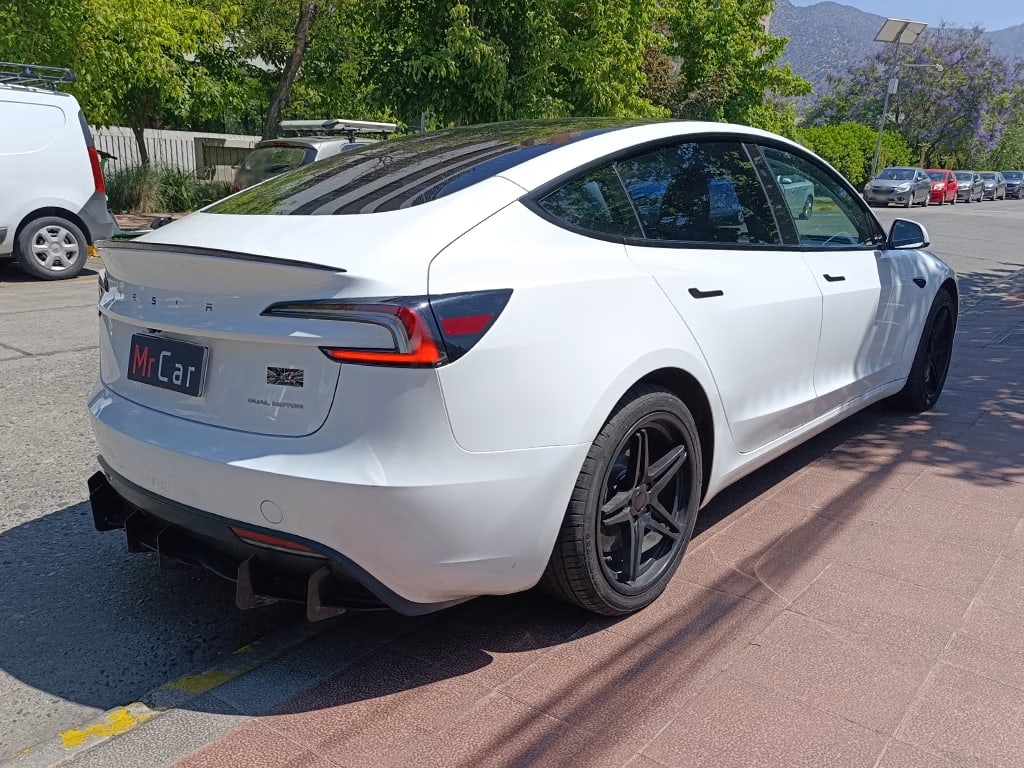 Tesla Model 3 Dual Motor-Long Range año 2025
