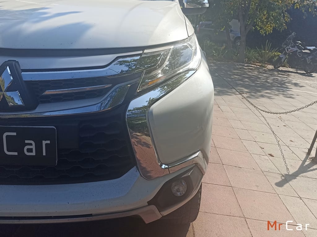 Mitsubishi Montero Sport No Se La Version año 2019