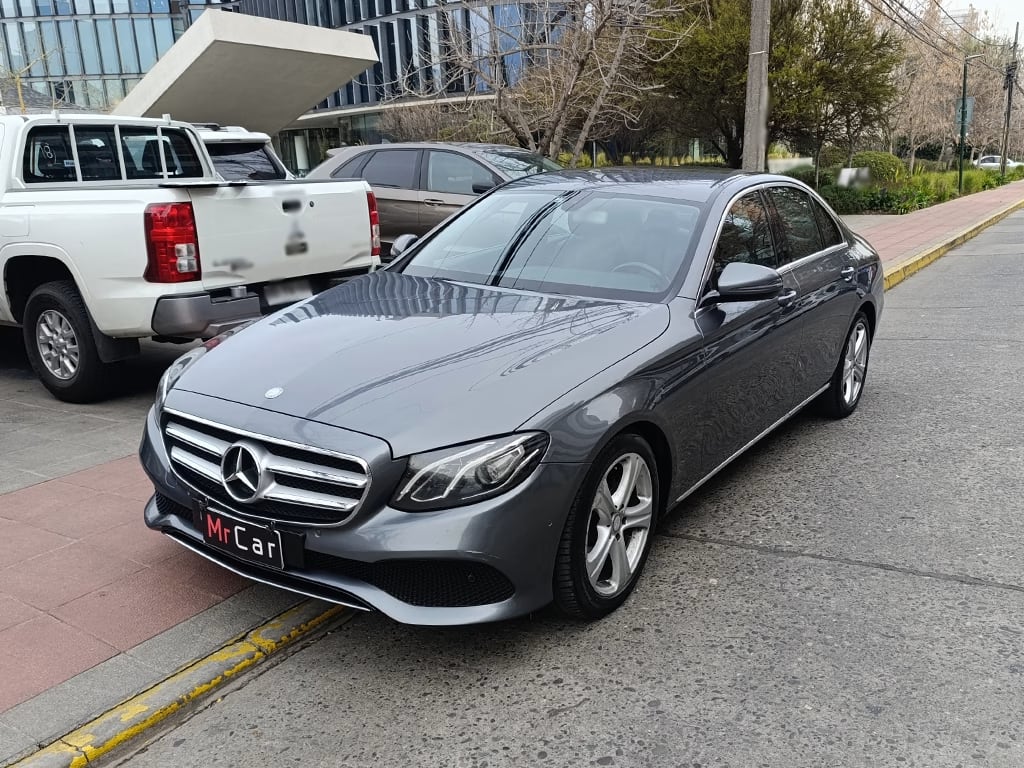 Mercedes-Benz E220 D No Se La Version año 2017