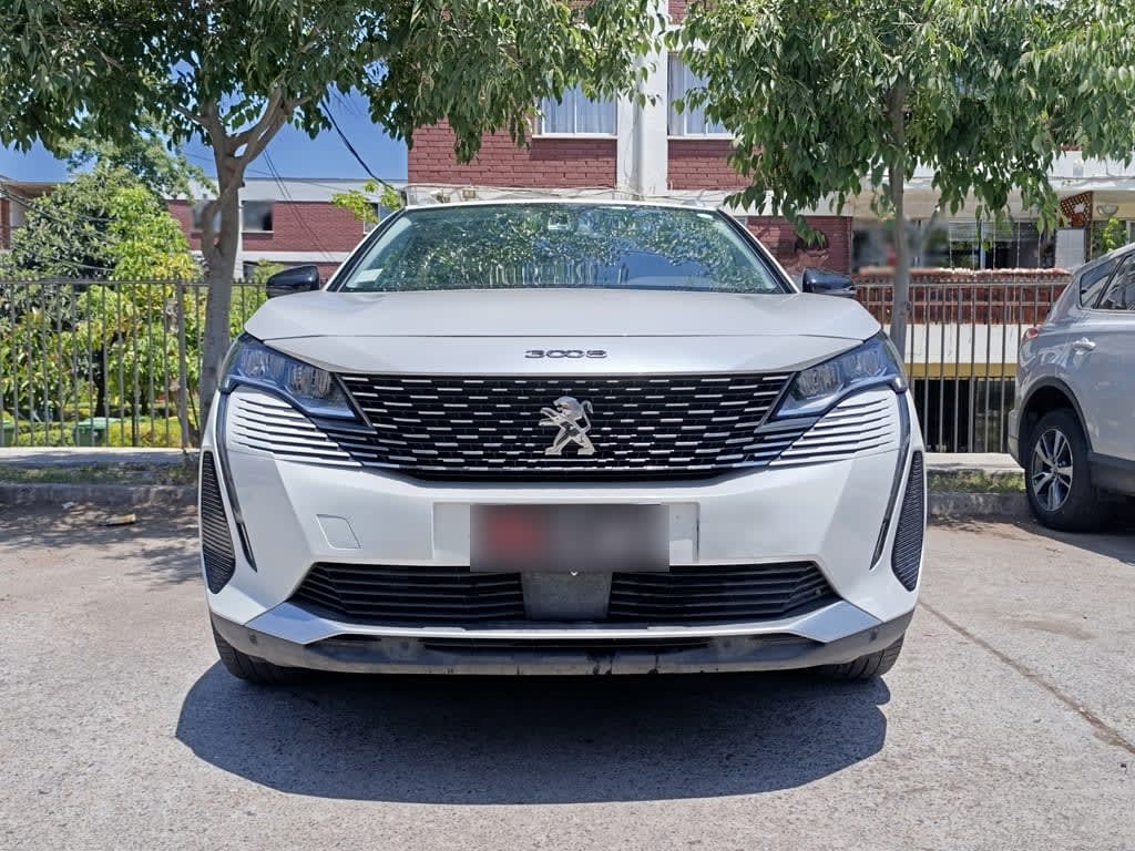 Peugeot 3008 Allure Pack año 2022