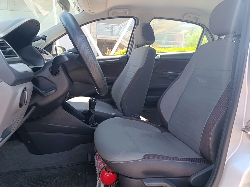 Volkswagen Voyage Higline año 2019