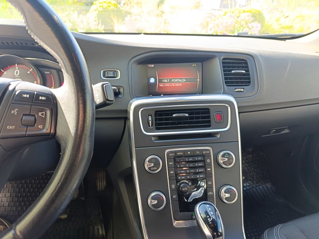 Volvo S60 D2 Confort año 2019