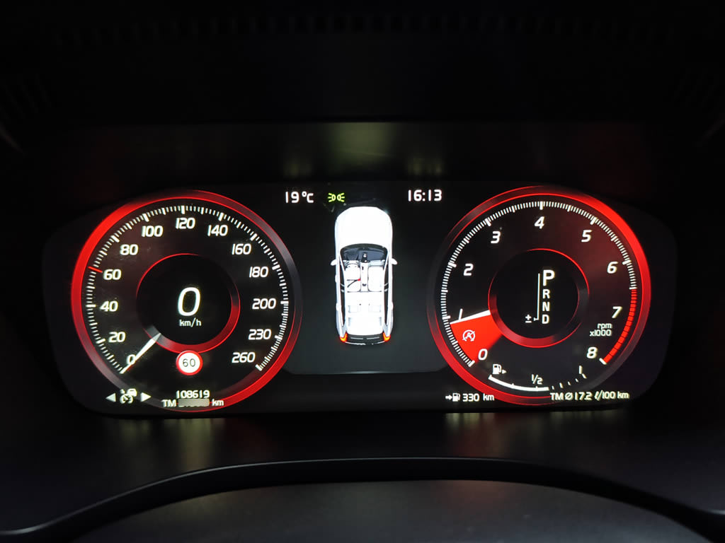 Volvo Xc60 T6 R-Design año 2018