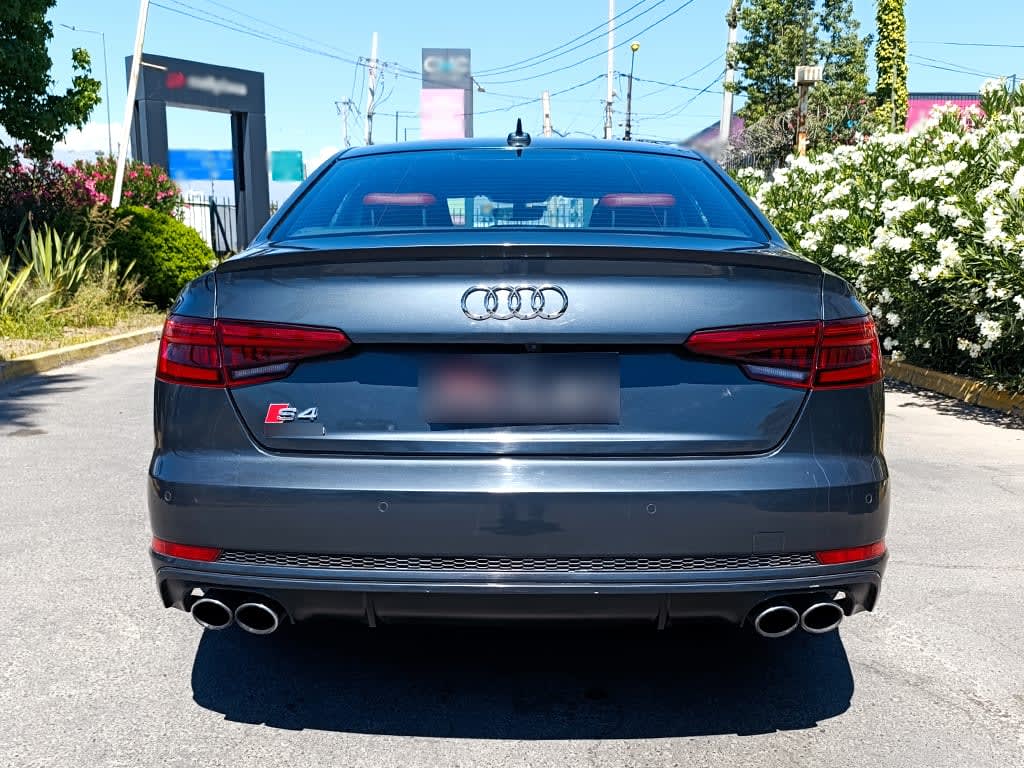 Audi Audi S4 Tfsi At año 2018