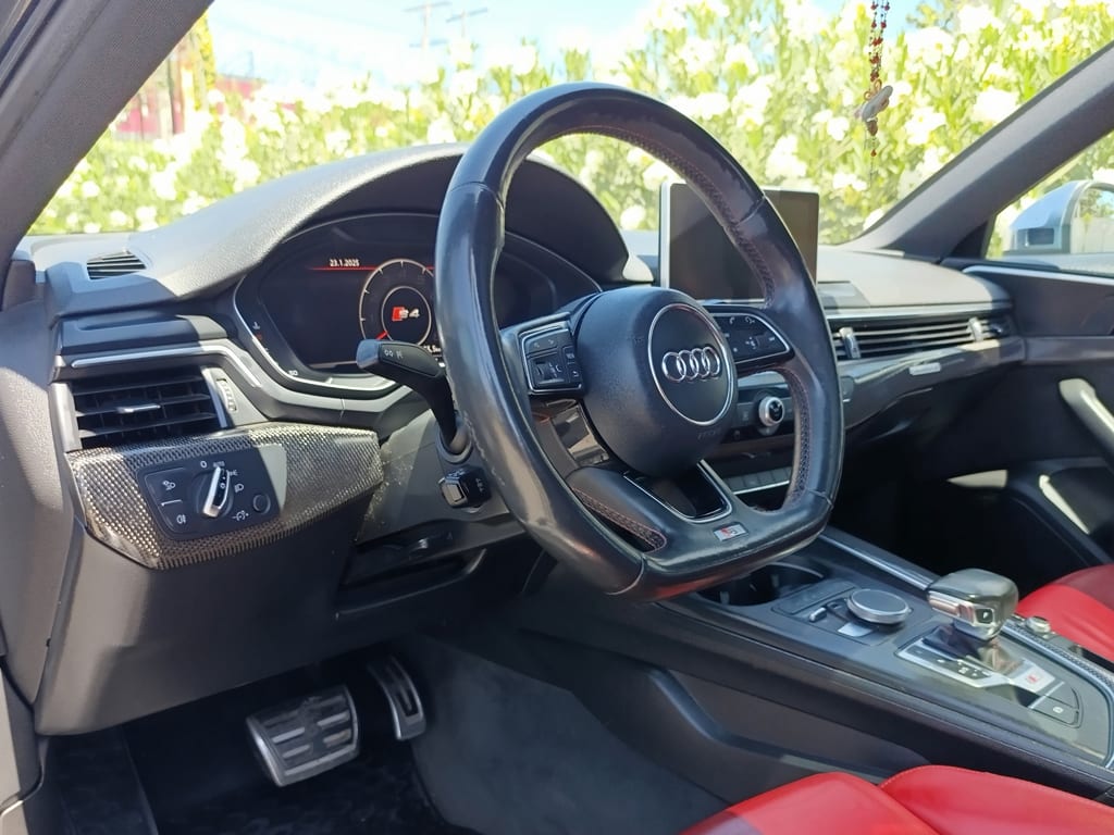 Audi Audi S4 Tfsi At año 2018