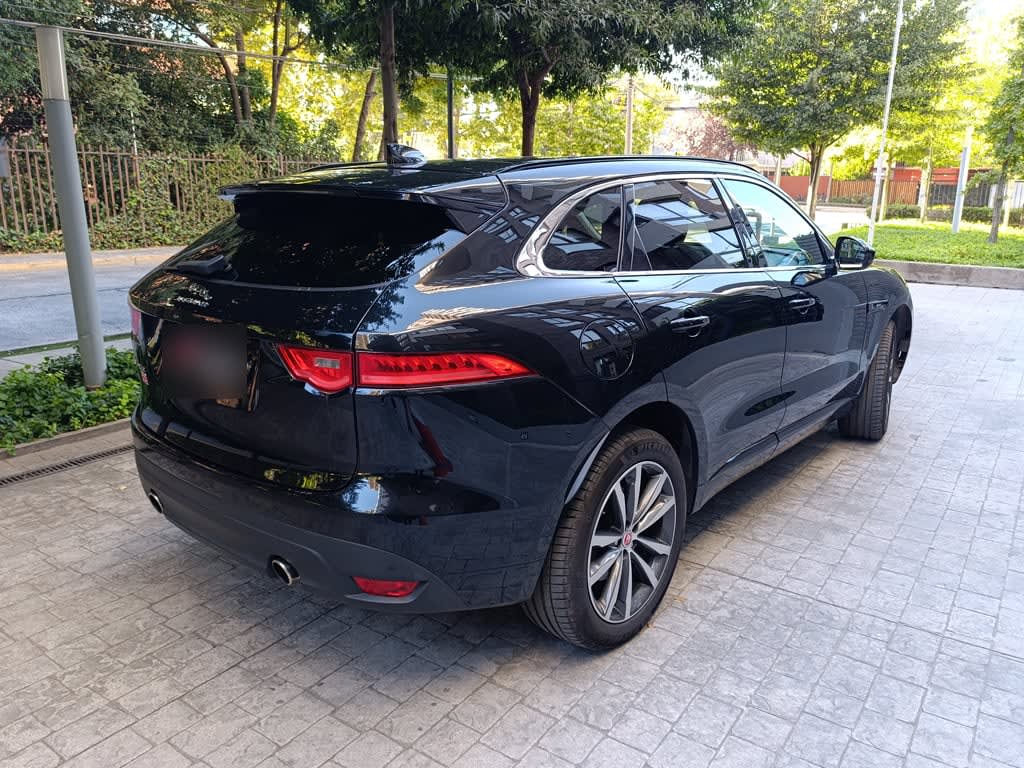 Jaguar F-pace R-Sport 3.0 Supercharged año 2017