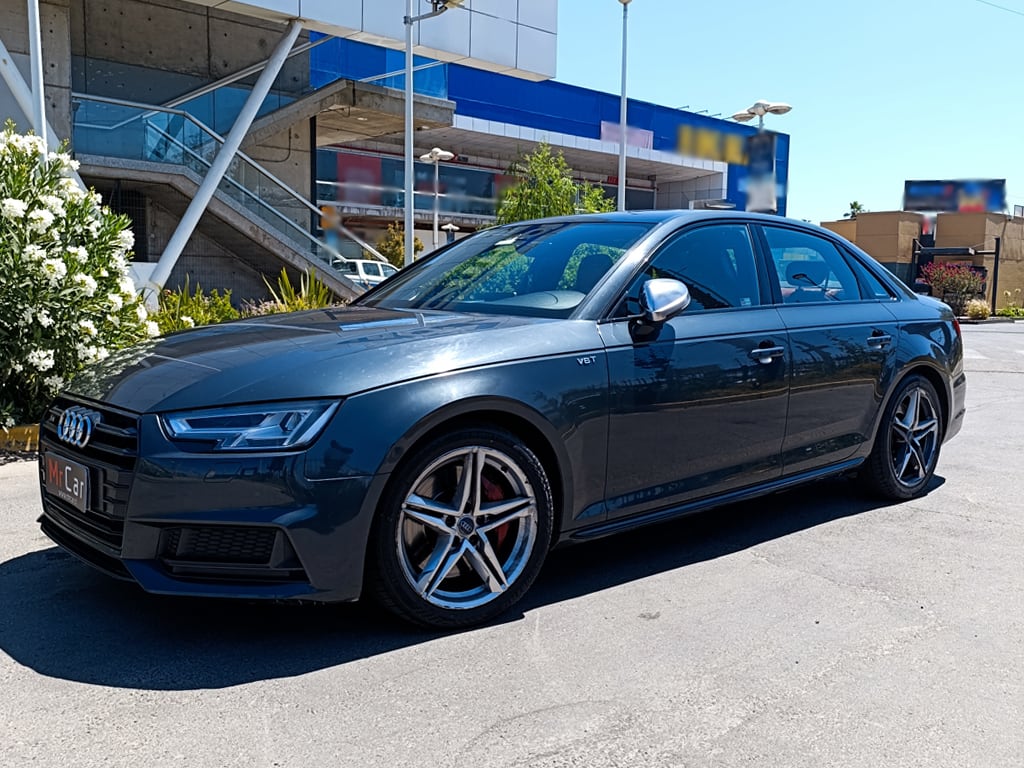 Audi Audi S4 Tfsi At año 2018