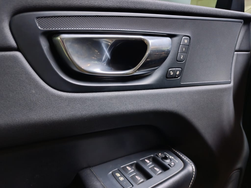 Volvo Xc60 T6 R-Design año 2018
