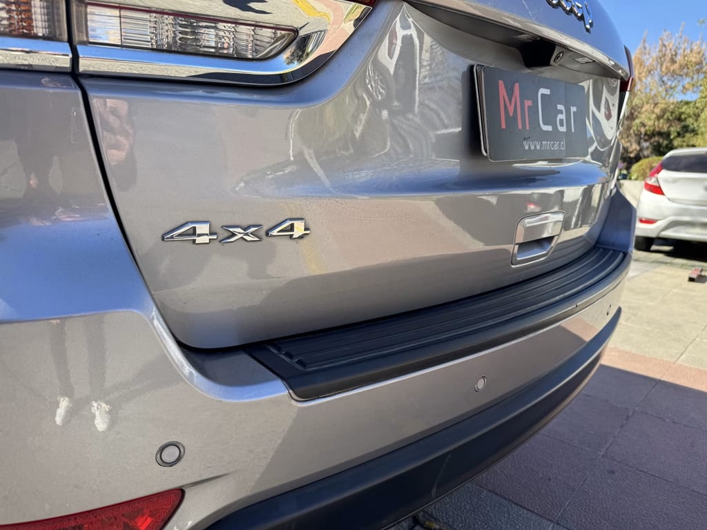 Jeep Grand Cherokee Laredo 4x4 año 2018