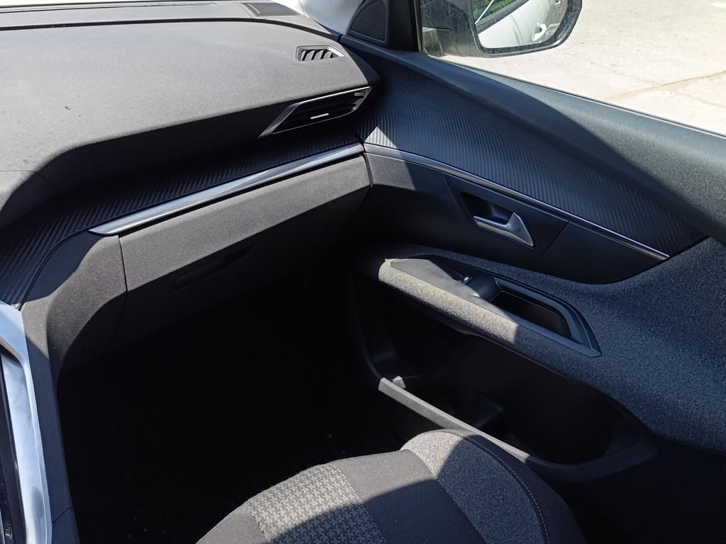Peugeot 3008 Allure Pack año 2022