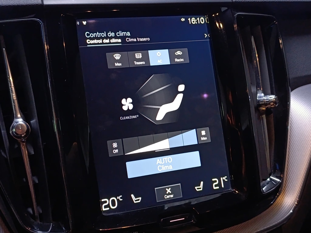 Volvo Xc60 T6 R-Design año 2018