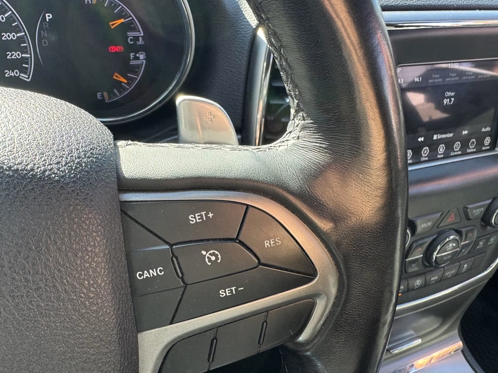 Jeep Grand Cherokee Laredo 4x4 año 2018