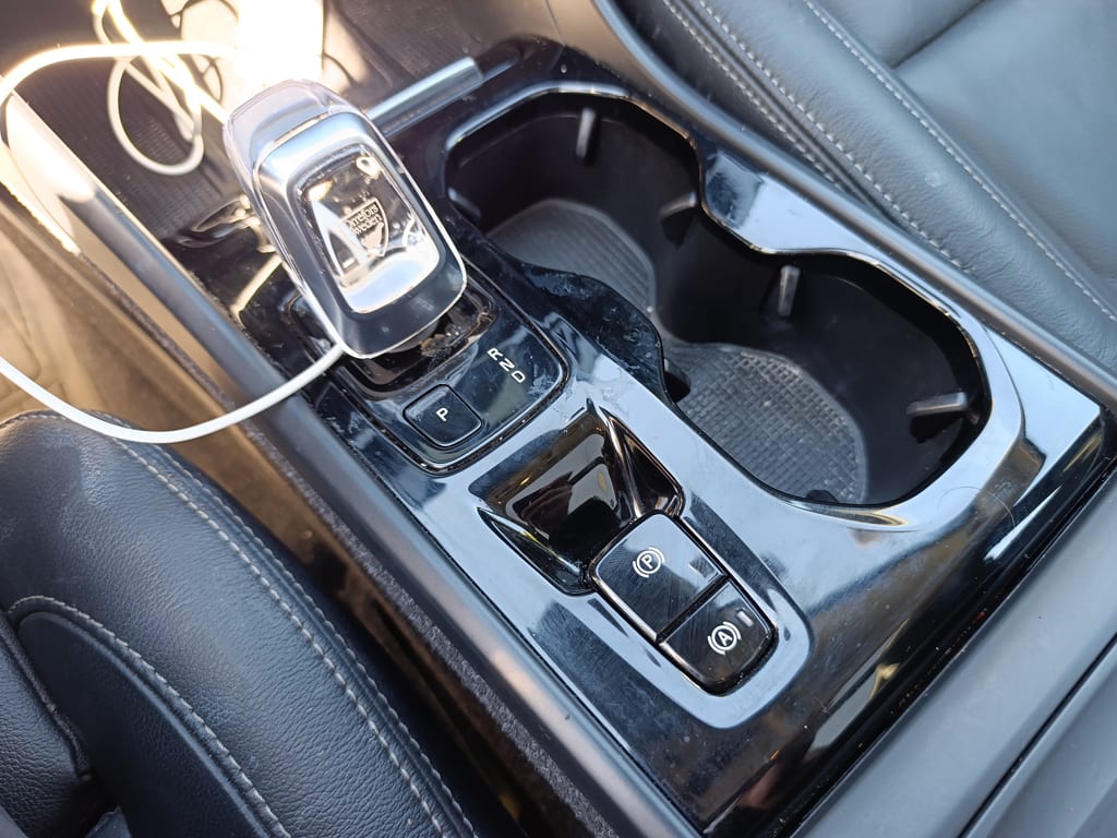 Volvo Xc40 T4 año 2022