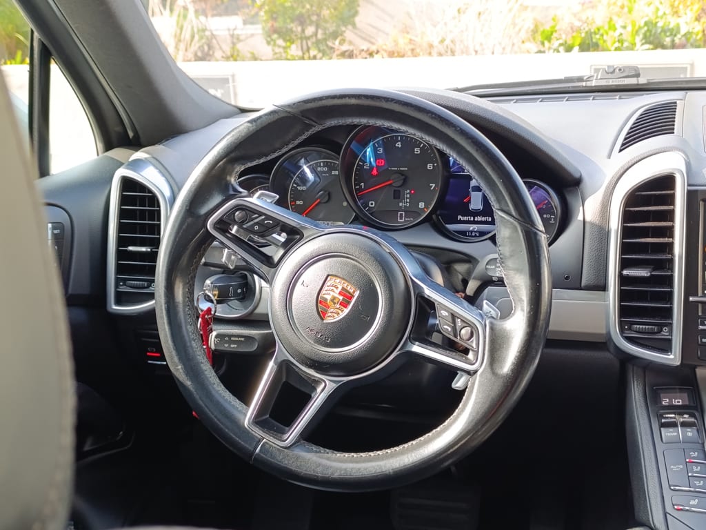 Porsche Cayenne V6 E2 año 2016