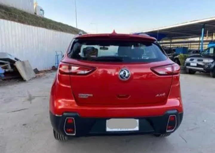 DONGFENG AX4 1.6 Luxury Mt año 2021