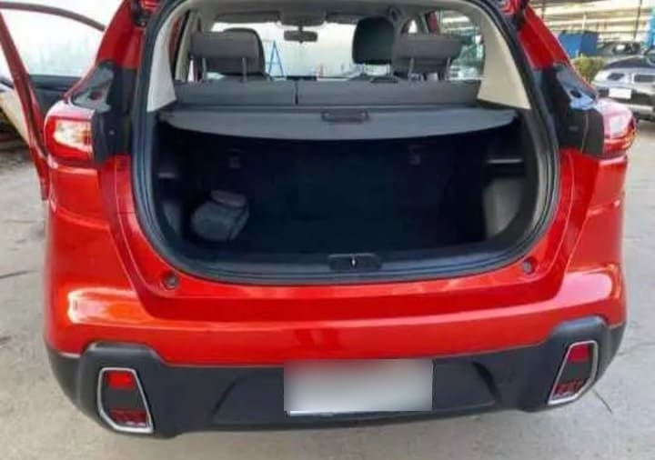 DONGFENG AX4 1.6 Luxury Mt año 2021