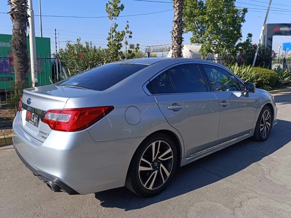 Subaru Legacy 3.6r año 2019