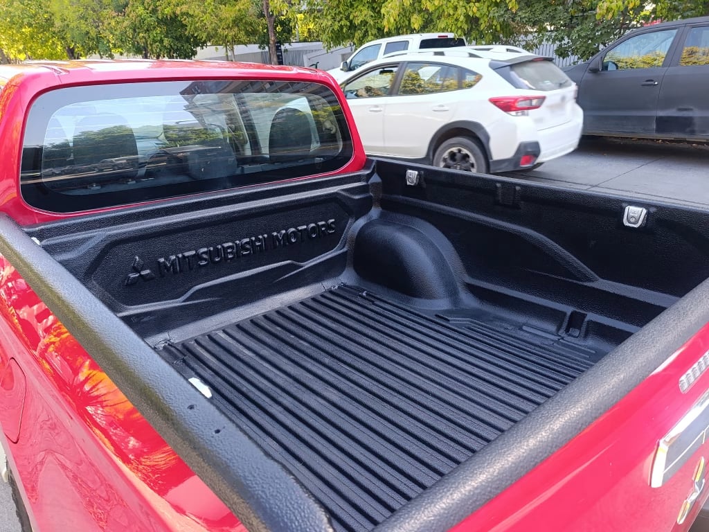 Mitsubishi L200 Katana Crt 4x4 año 2024