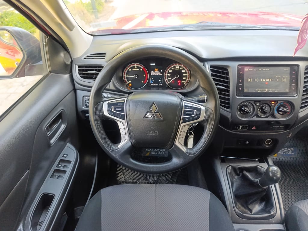 Mitsubishi L200 Katana Crt 4x4 año 2024