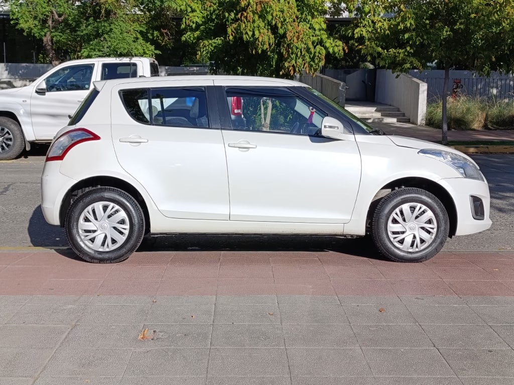 Suzuki Swift Gl año 2018