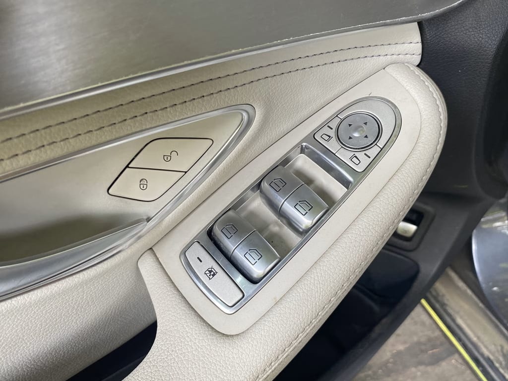 Mercedes Benz C180 1.6 año 2015
