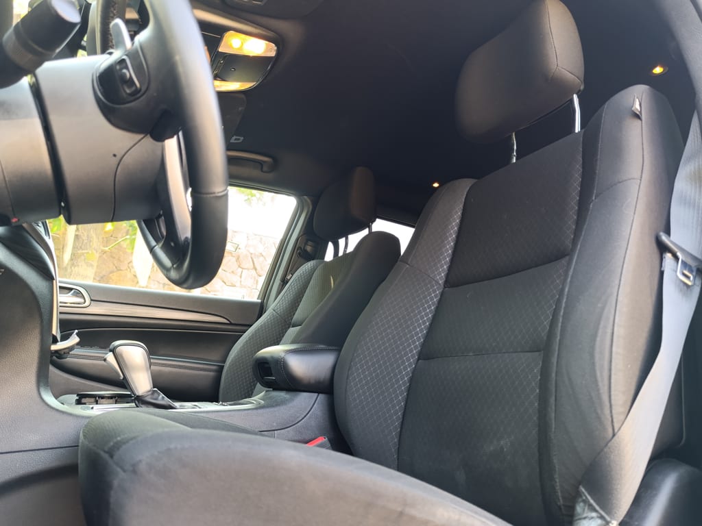 Jeep Grand Cherokee Laredo 4x4 año 2019