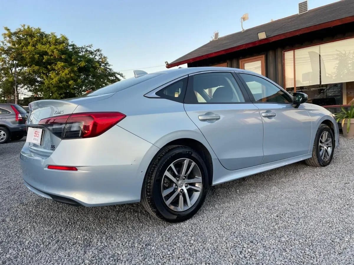 Honda Civic Ex 1.4t At año 2023