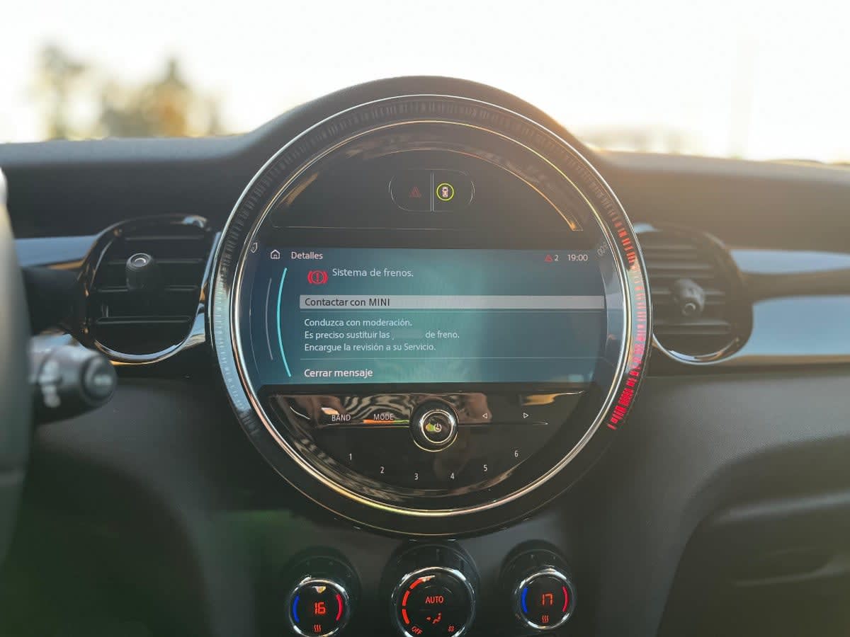 Mini Cooper Hb 3p 2.0 año 2023