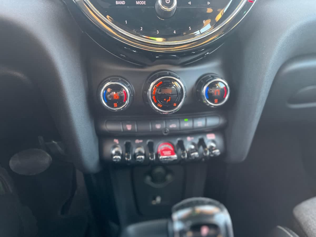 Mini Cooper Hb 3p 2.0 año 2023