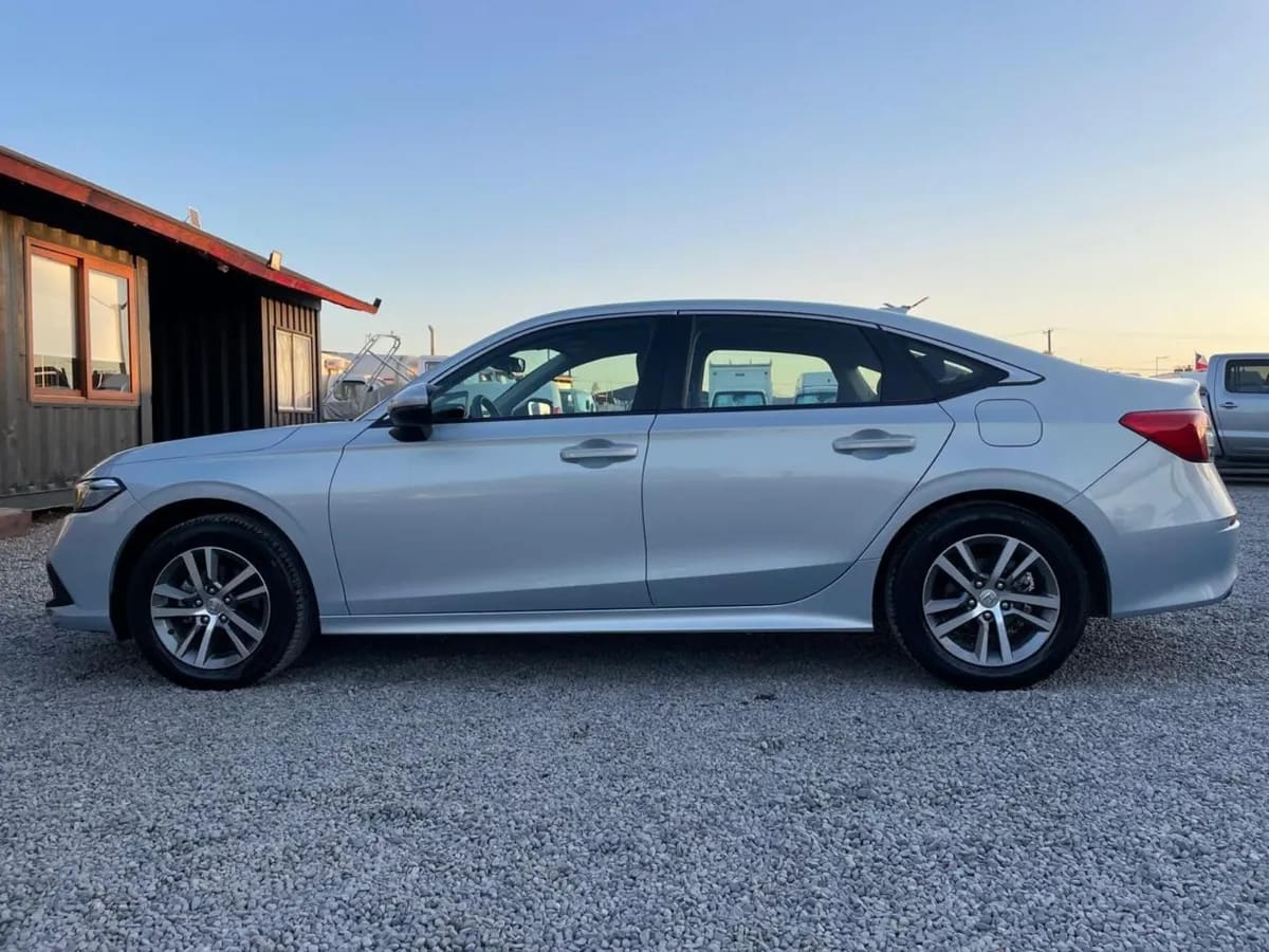 Honda Civic Ex 1.4t At año 2023