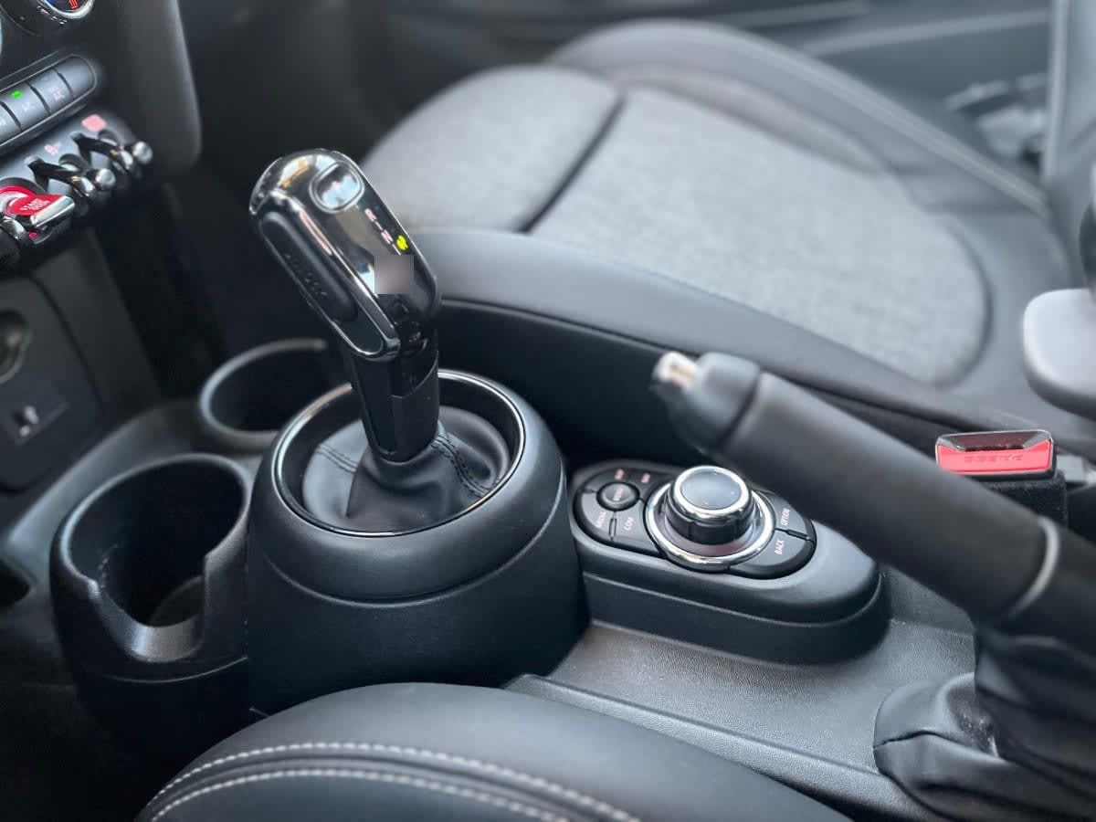 Mini Cooper Hb 3p 2.0 año 2023