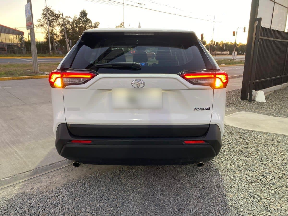 Toyota Rav 4 2.0 4x2 Cvt año 2025