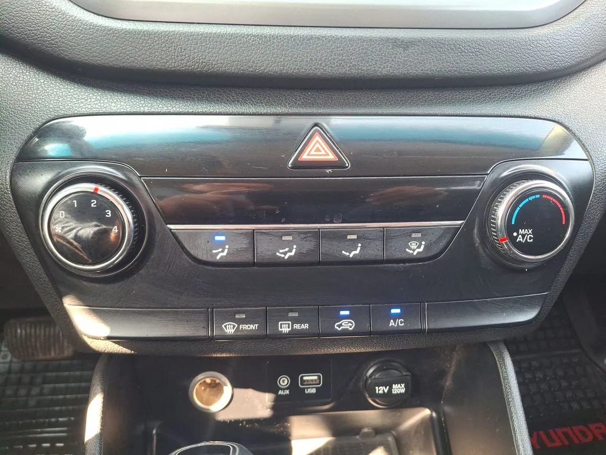Hyundai Tucson 2.0 Crdi Diesel Advance 4x2 At 5p año 2018