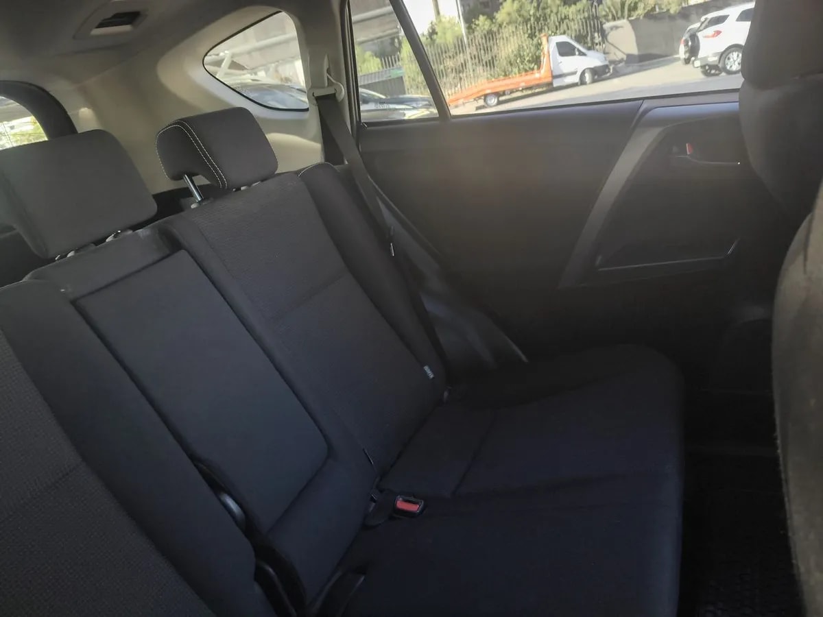 Toyota Rav 4 2.0 4x2 Super Lujo Cvt At 5p año 2019
