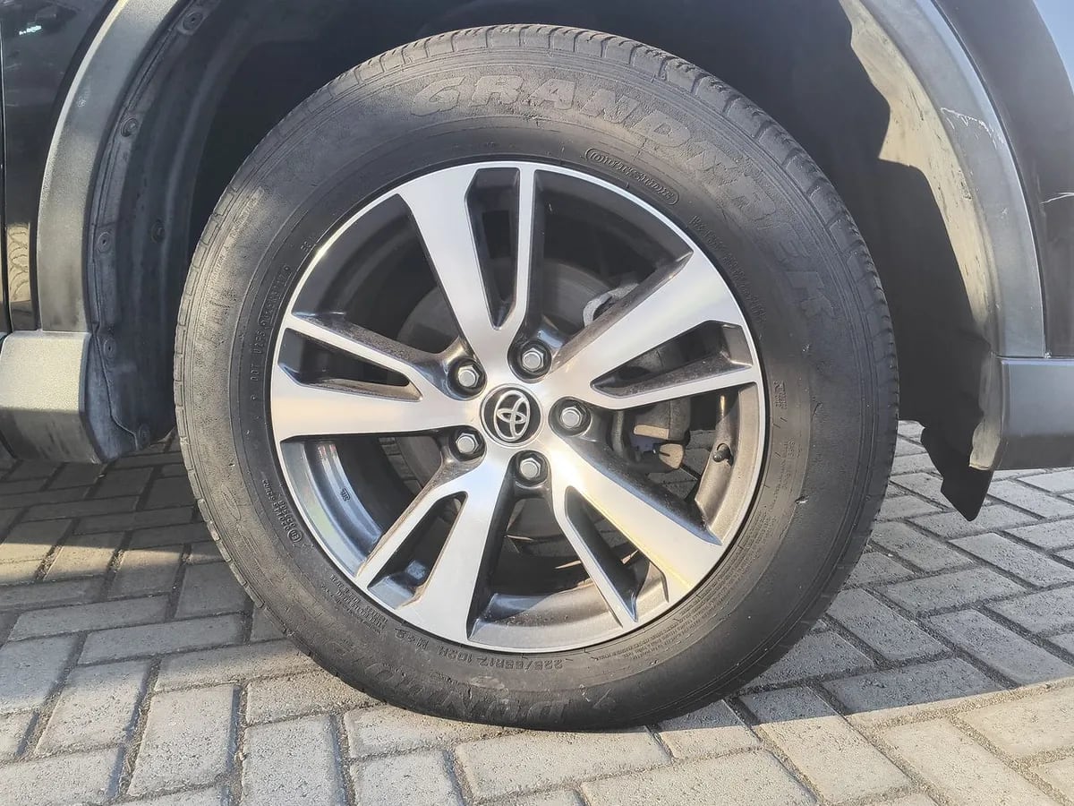 Toyota Rav 4 2.0 4x2 Super Lujo Cvt At 5p año 2019
