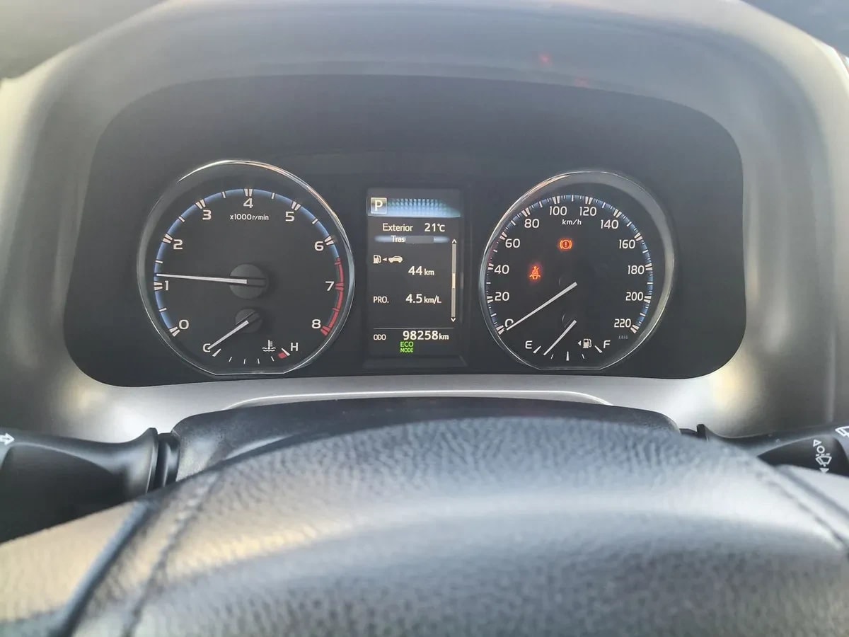 Toyota Rav 4 2.0 4x2 Super Lujo Cvt At 5p año 2019