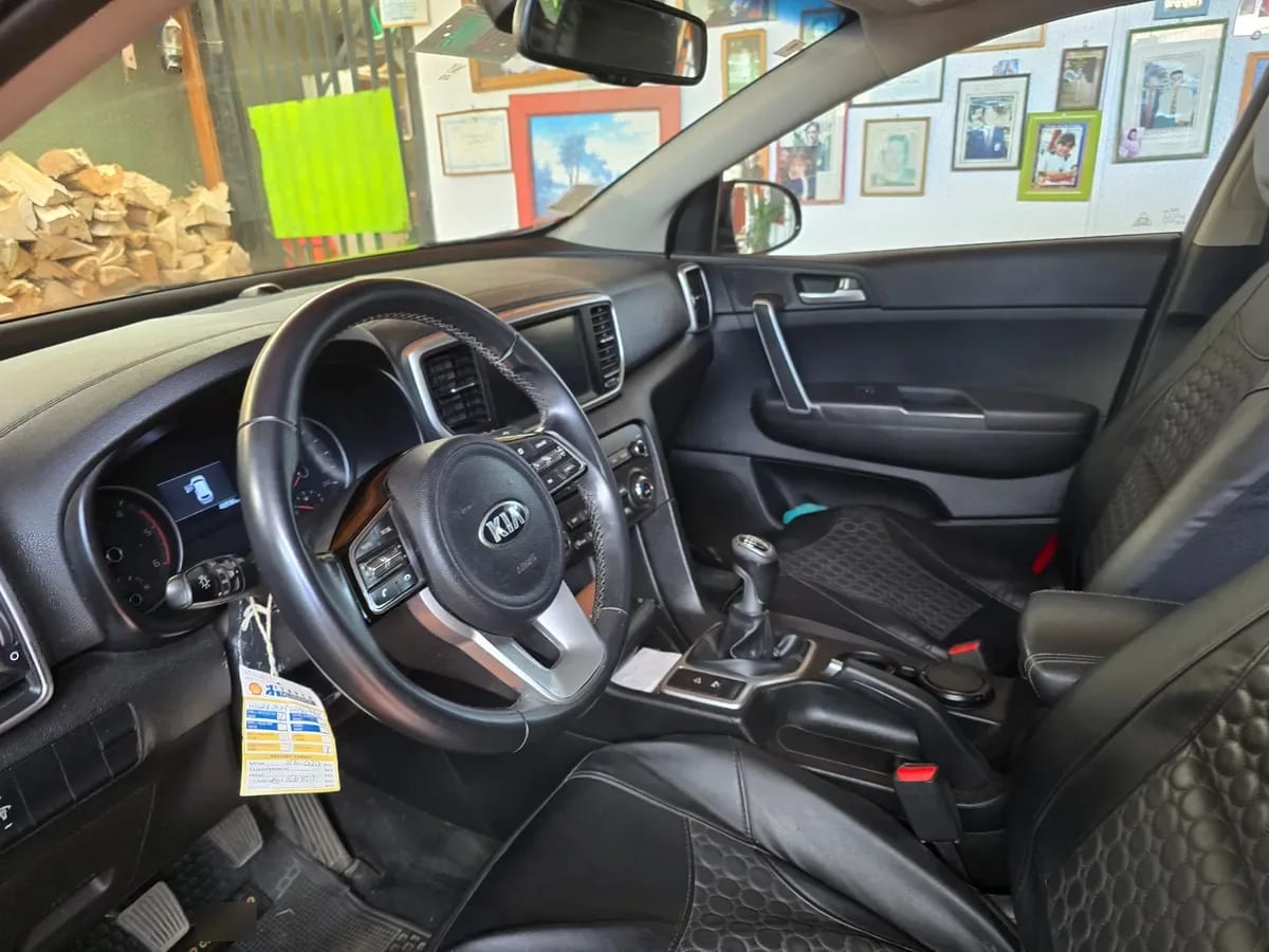 KIA MOTORS SPORTAGE Sportage Gtl 2.0l Dsl 8at Awd Full año 2020