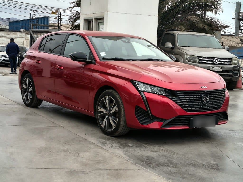 Peugeot 308 Allure año 2024