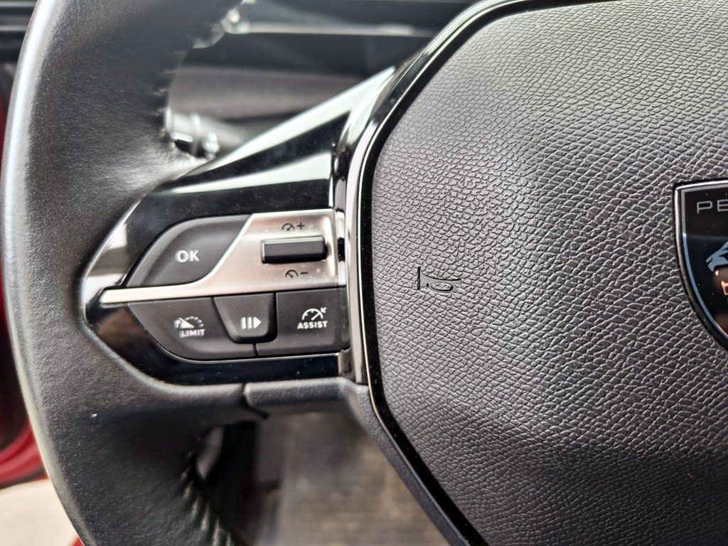 Peugeot 308 Allure año 2024