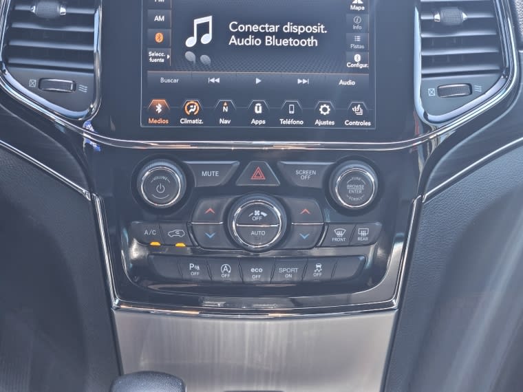 Jeep Grand Cherokee 3.6 Limited Lx At 4x4 año 2022