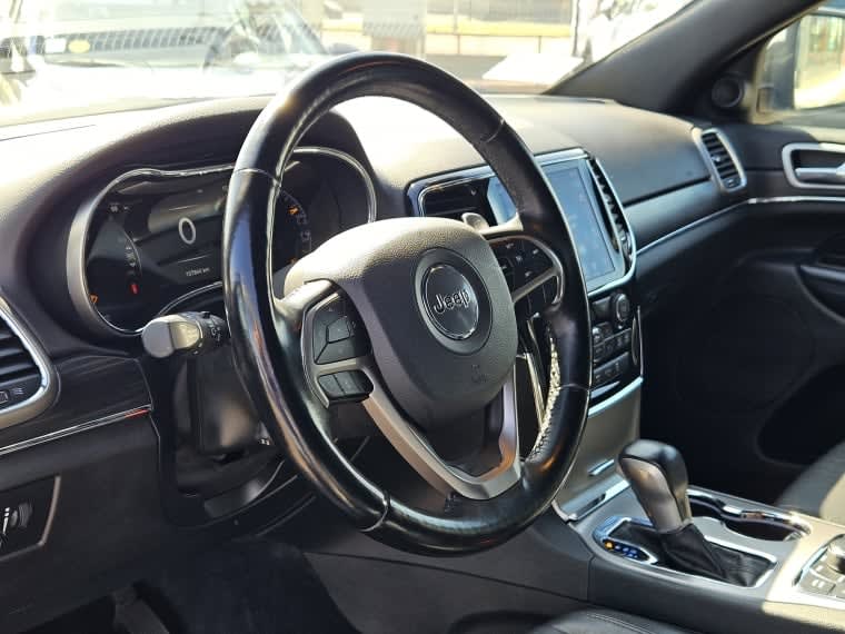Jeep Grand Cherokee 3.6 Limited Lx At 4x4 año 2022