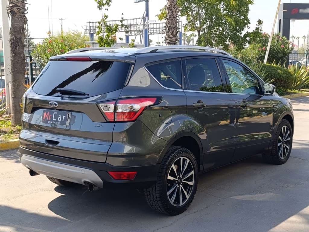 Ford Escape Ecoboost 4x2 año 2020