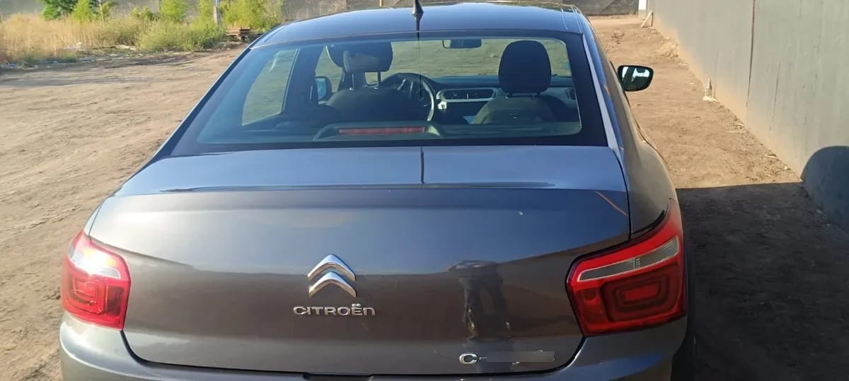 CITROEN C-ELYSEE 1.6 Hdi 92 Bvm Shine Mt Diesel año 2022