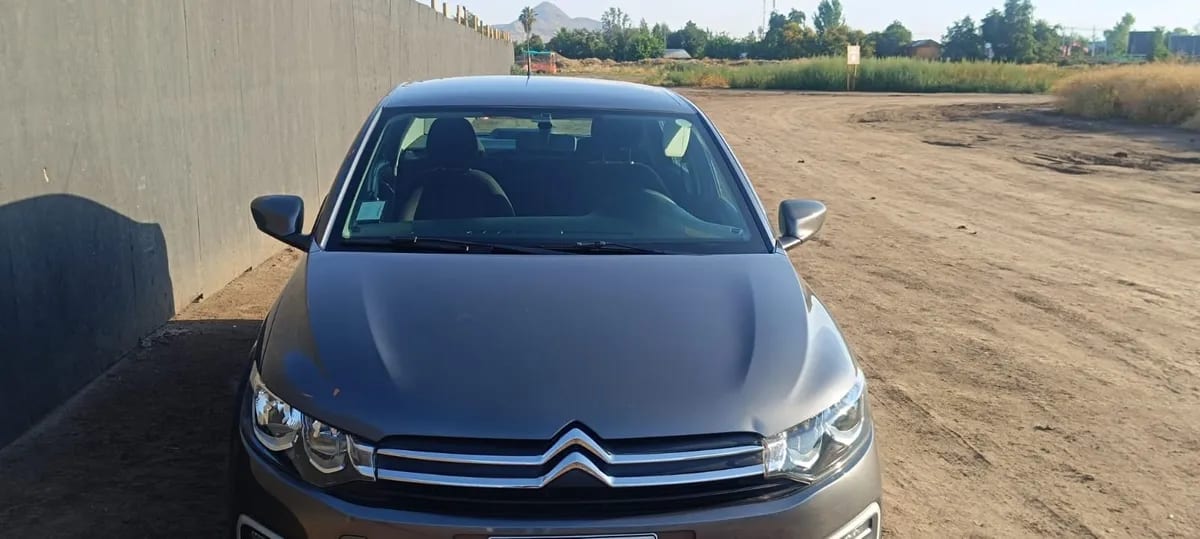 CITROEN C-ELYSEE 1.6 Hdi 92 Bvm Shine Mt Diesel año 2022