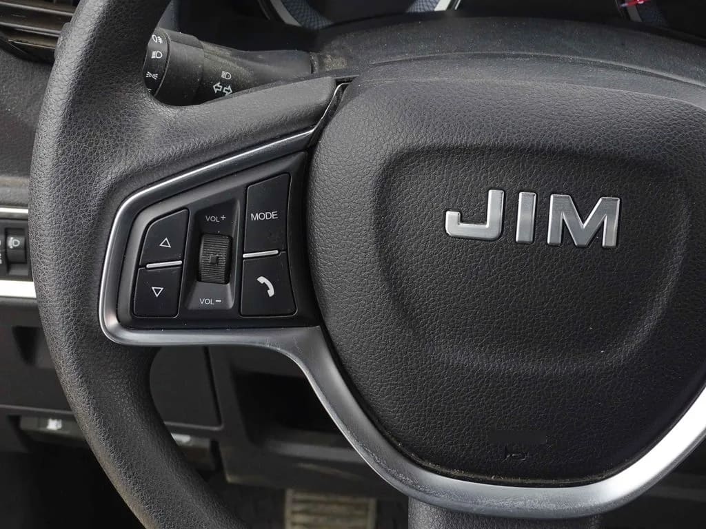 Jim Re-max 4x4 año 2025