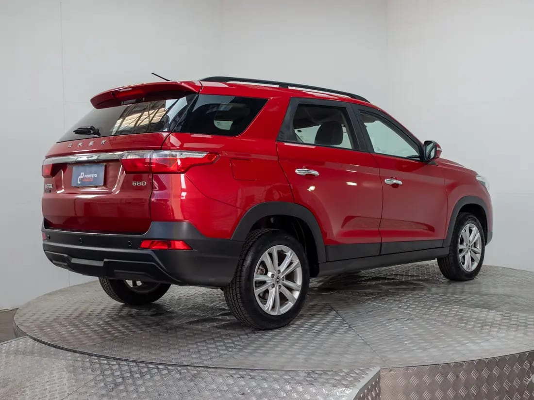 Dongfeng Suv 560 560 1.8 Comfort Mt año 2024