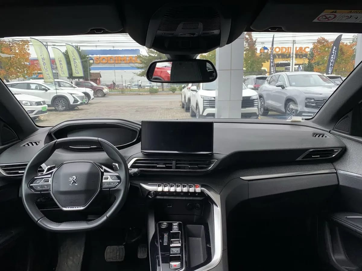 Peugeot 3008 1.5 Allure Pack Bluehdi 130 4x2 Eat8 5p año 2024