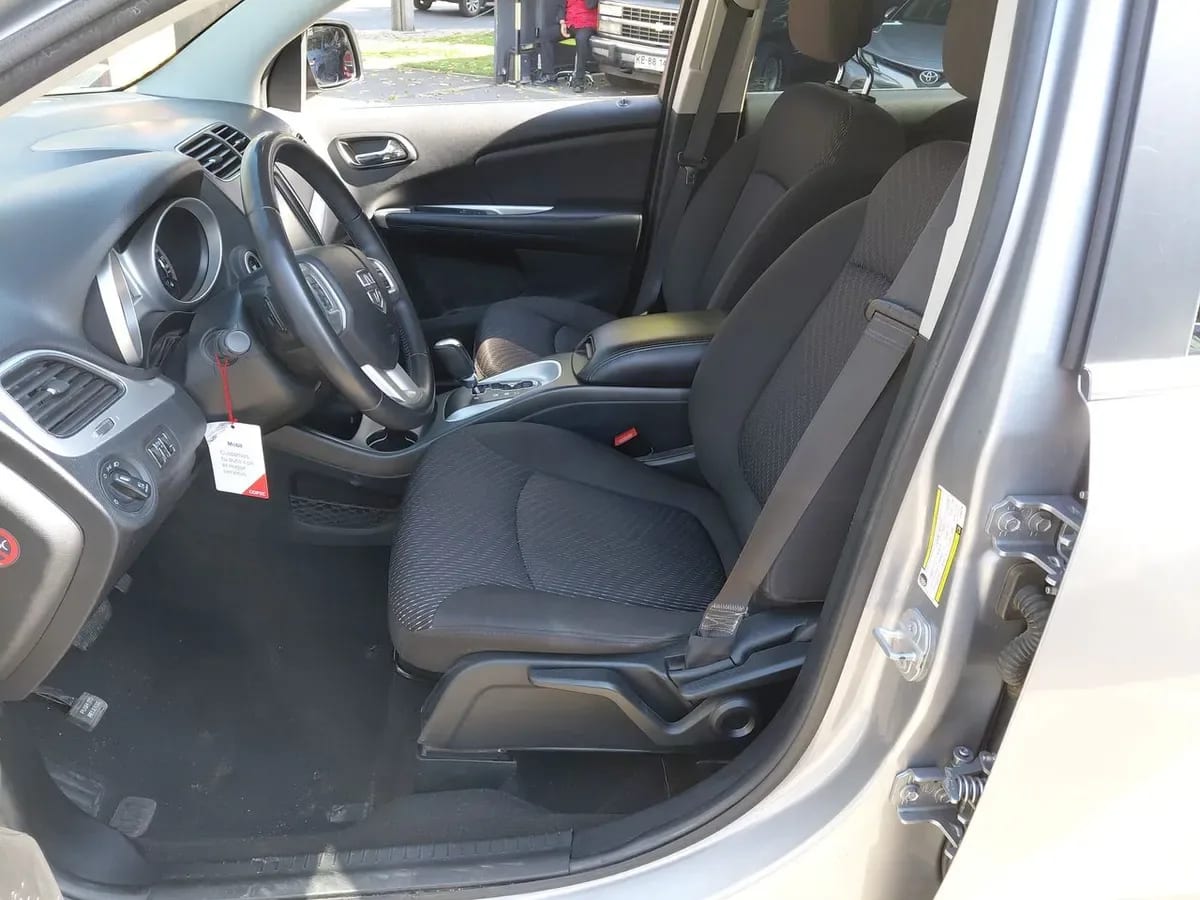 Dodge Journey 2.4 Se 4x2 At 5p año 2018