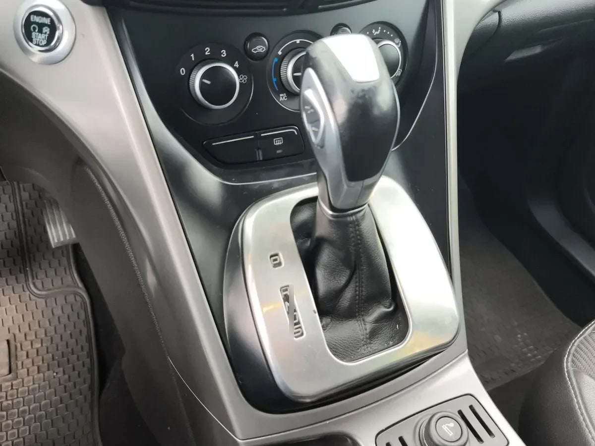 Ford Escape 2.5 S 4x2 At 5p año 2017