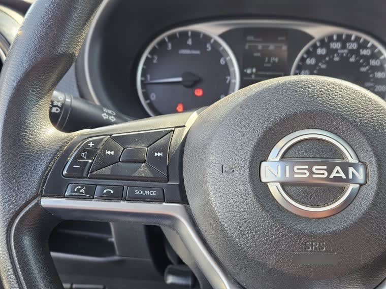 Nissan Kicks 1.6 Sense Mt año 2023